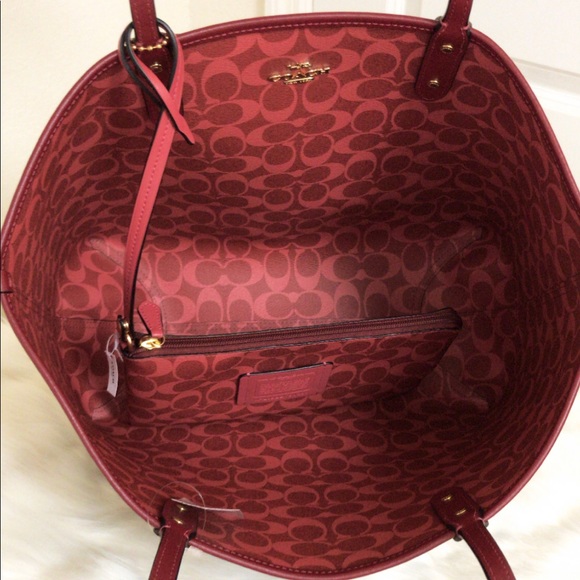 💃Coach Reversible Blocked Signature Tote+Wristlet - Picture 4 of 8